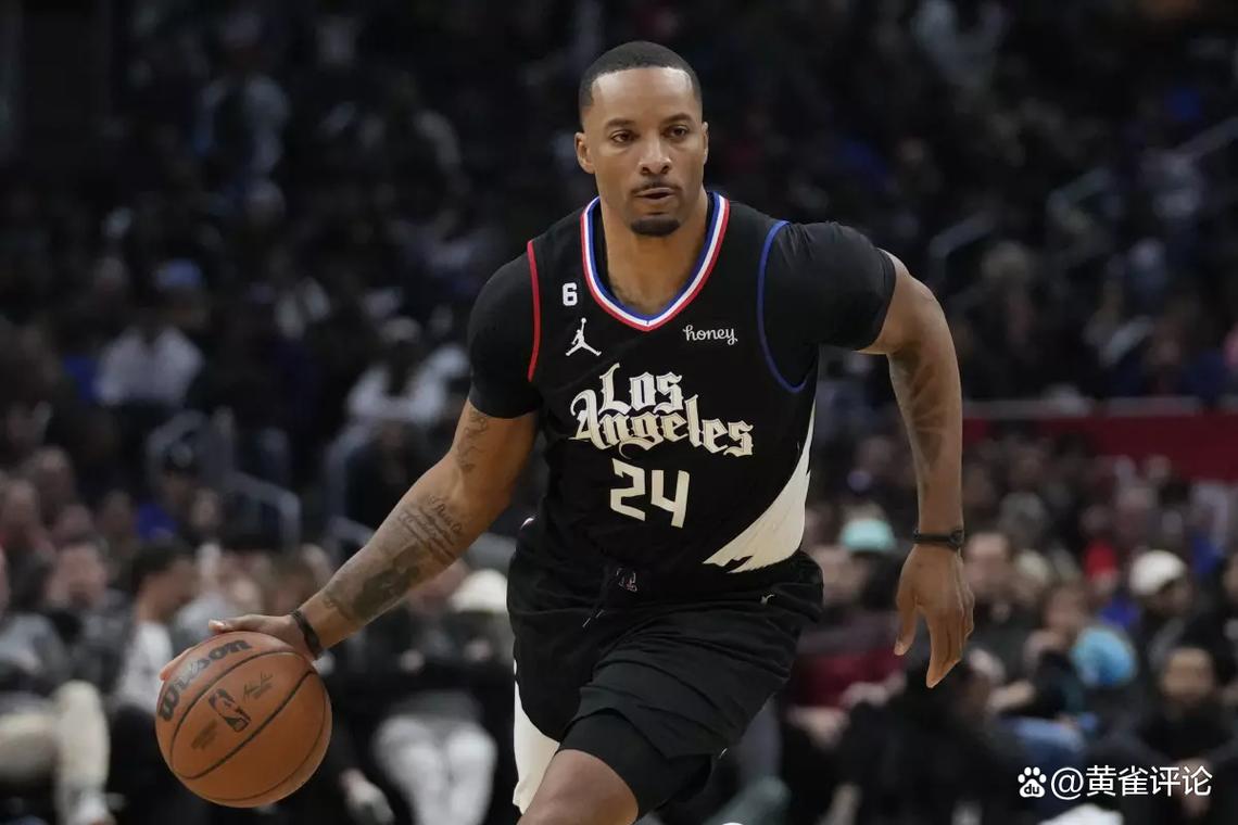 小组赛首战 小组赛首战