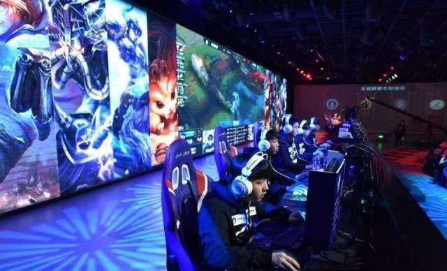 顶尖选手迎 顶尖选手迎